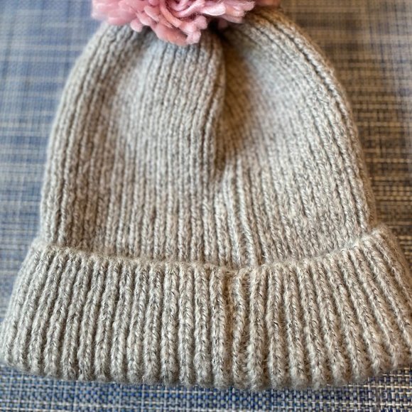 Wild Fable (Target) Pom Pom Knit Winter Hat, NWT - Picture 4 of 8